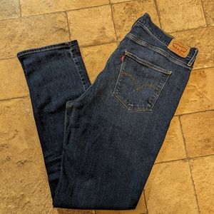 Women's Levi 724 High Rise Straight Jeans size 33